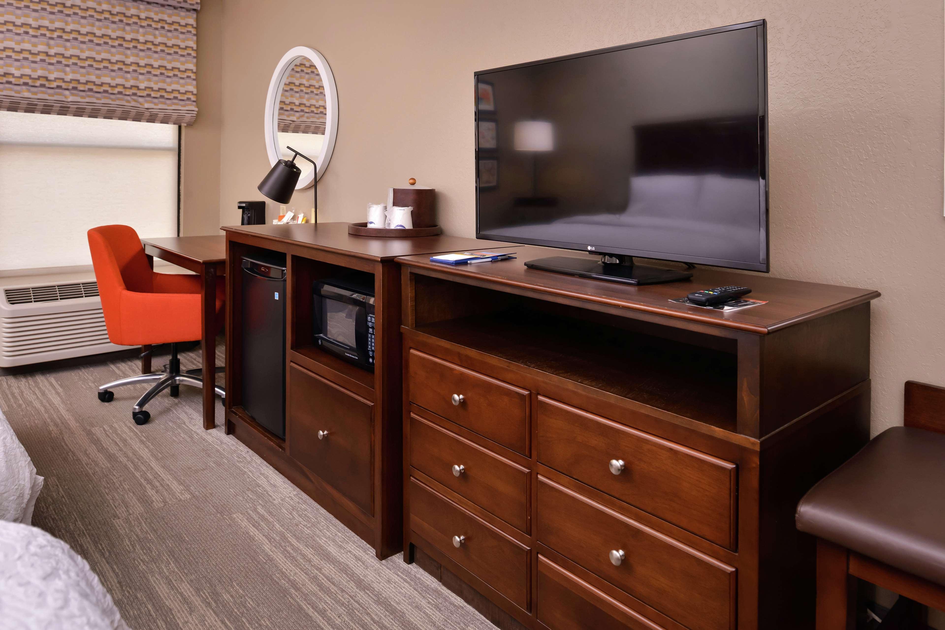 Hampton Inn Florence Midtown Near University Of North Alabama Exterior photo