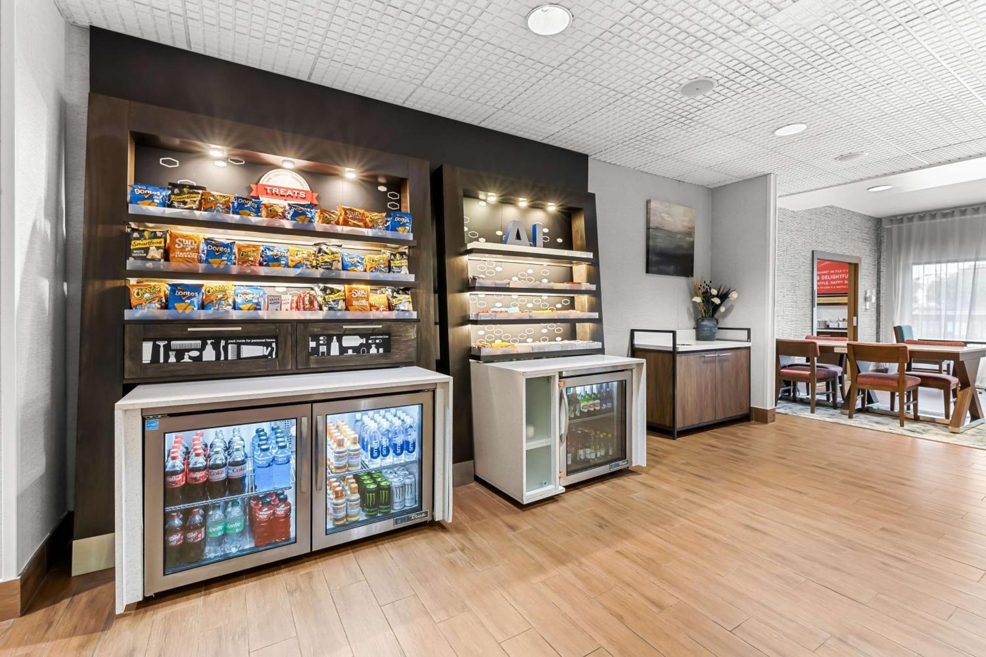Hampton Inn Florence Midtown Near University Of North Alabama Exterior photo